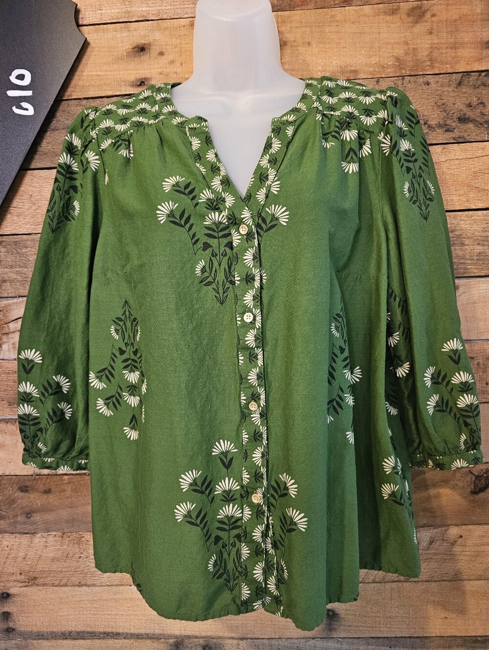Knox Rose Women's 3/4 Sleeve Green Floral Embroidered Top Size M - Picture 6 of 13